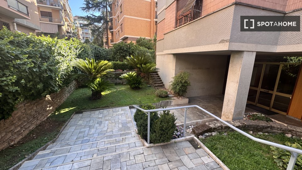 Double room Rome, 5 beds — photo 7