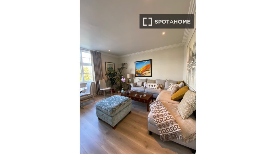 Apartment London, 1 bed, 44m² — photo 1