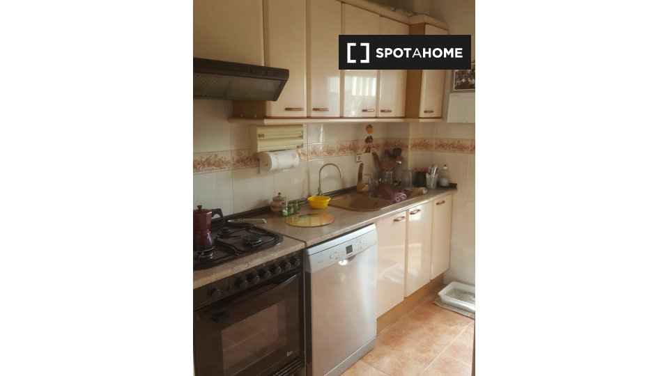 Double room Valencia, 3 beds — photo 8