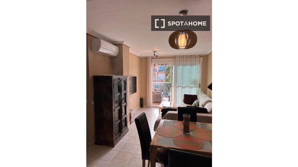 Apartment Alicante, 2 beds, 92m² — photo 3