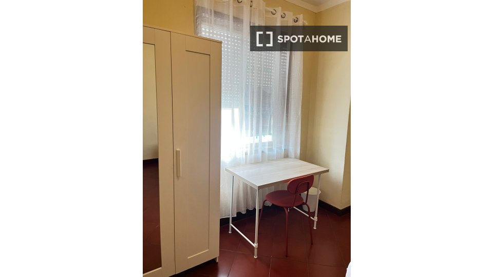 Double room Porto, 5 beds — photo 3