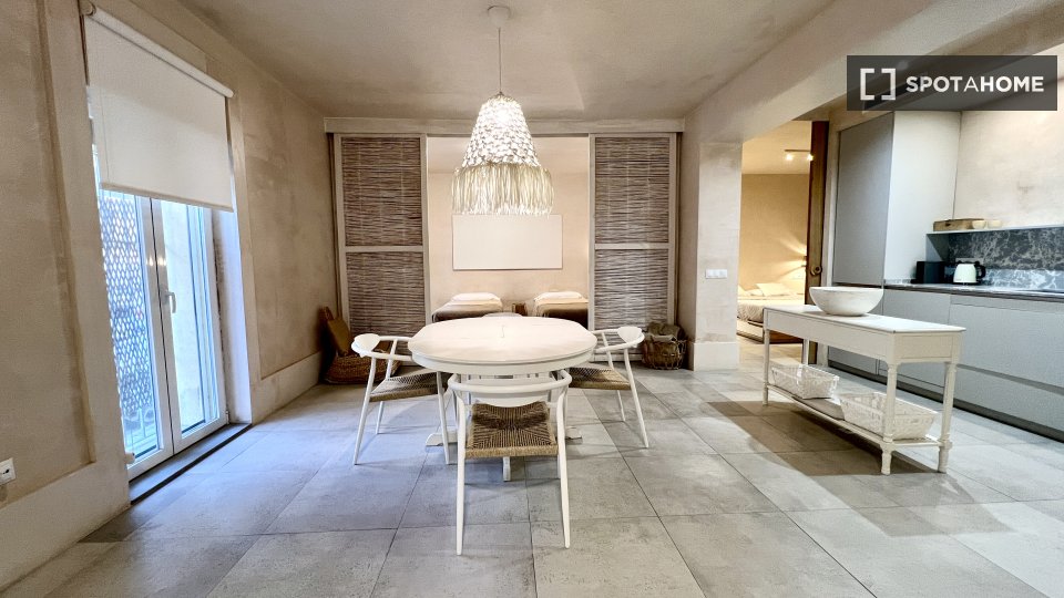 Apartment Malaga, 3 beds, 110m² — photo 16