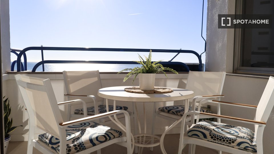 Apartment Valencia, 2 beds, 50m² — photo 1