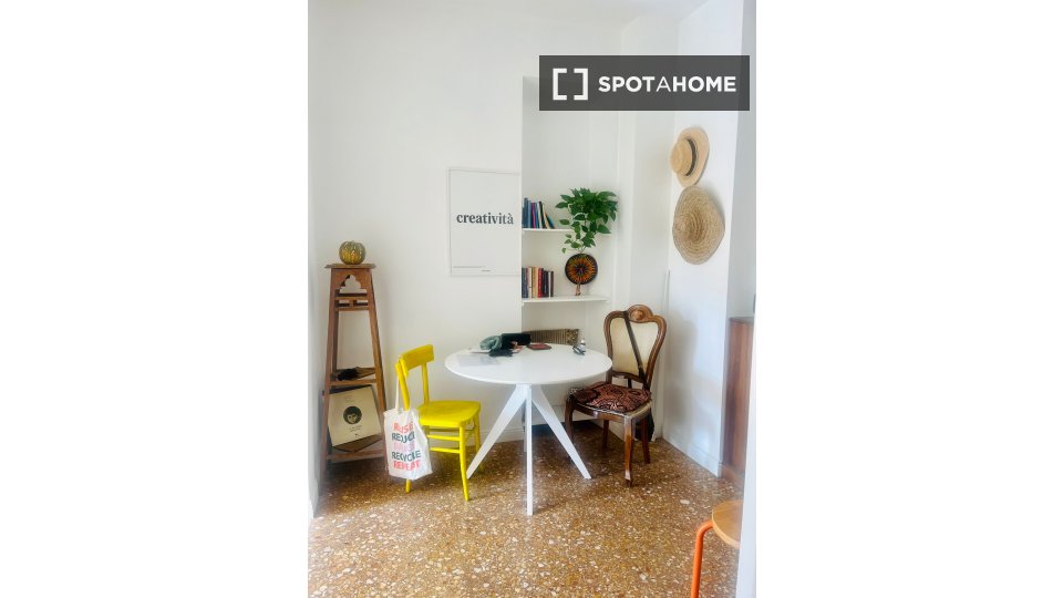 Double room Rome, 2 beds, 70m² — photo 24