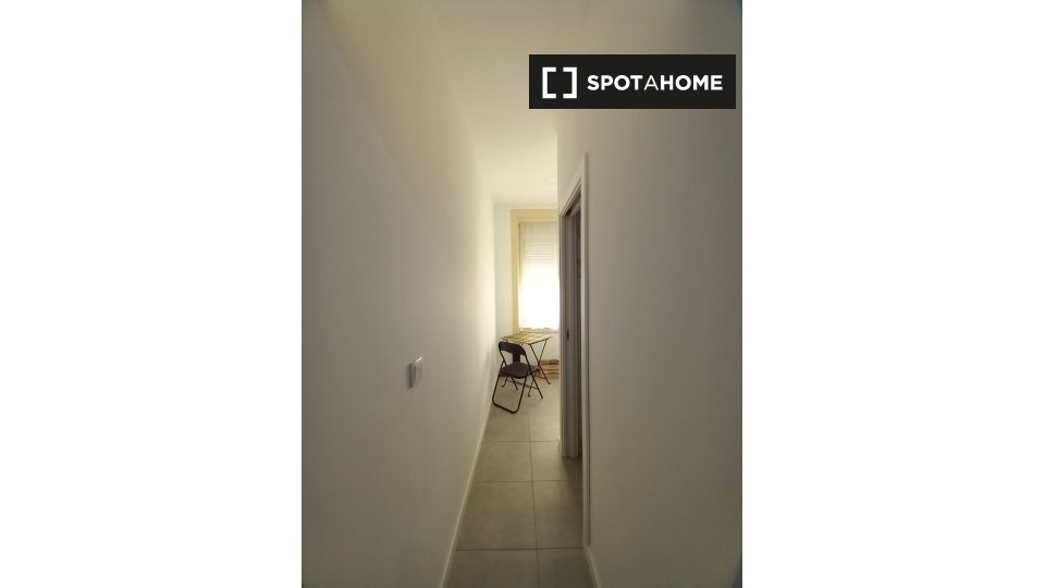 Double room Coimbra, 4 beds, 150m² — photo 12