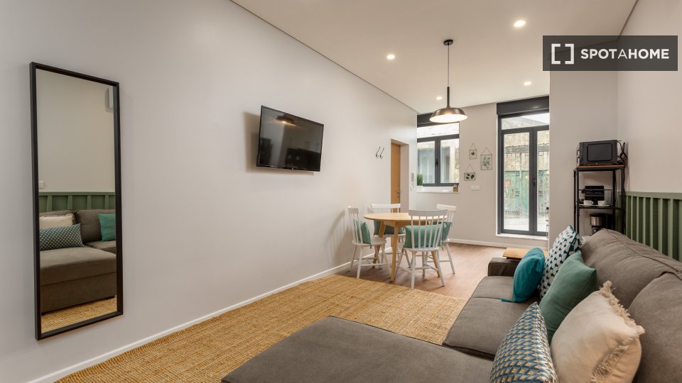 Apartment Porto, 1 bed, 40m² — photo 17