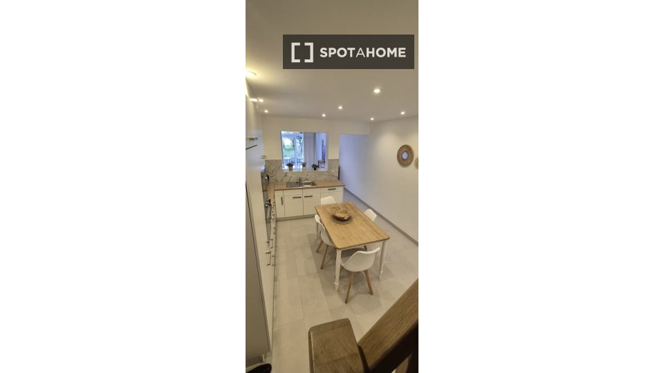 Apartment Brussels, 4 beds — photo 7