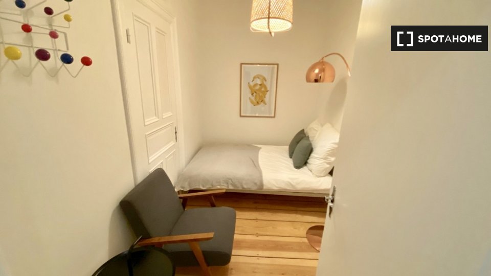 Double room Hamburg, 7 beds — photo 11