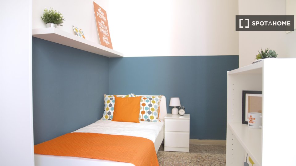 Double room Bologna, 9 beds — photo 15
