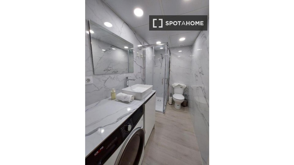 Apartment Seville, 2 beds, 65m² — photo 3