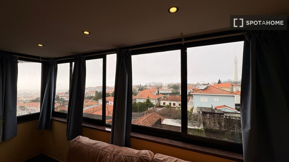 Double room Porto, 4 beds, 157m² — photo 23