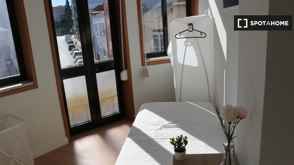 Double room Porto, 6 beds, 300m² — photo 1