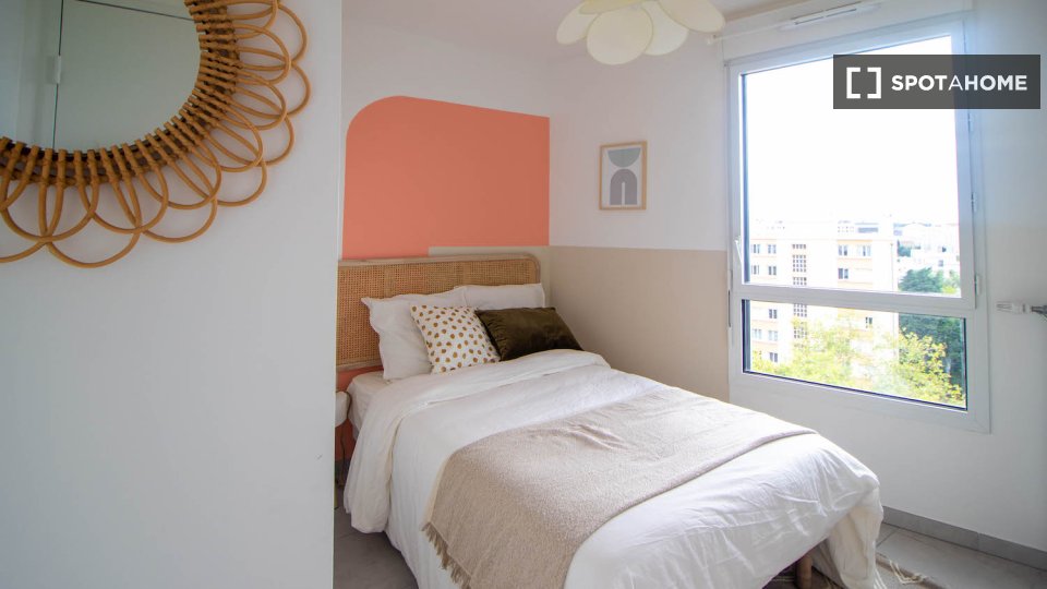Double room Lyon, 5 beds — photo 8