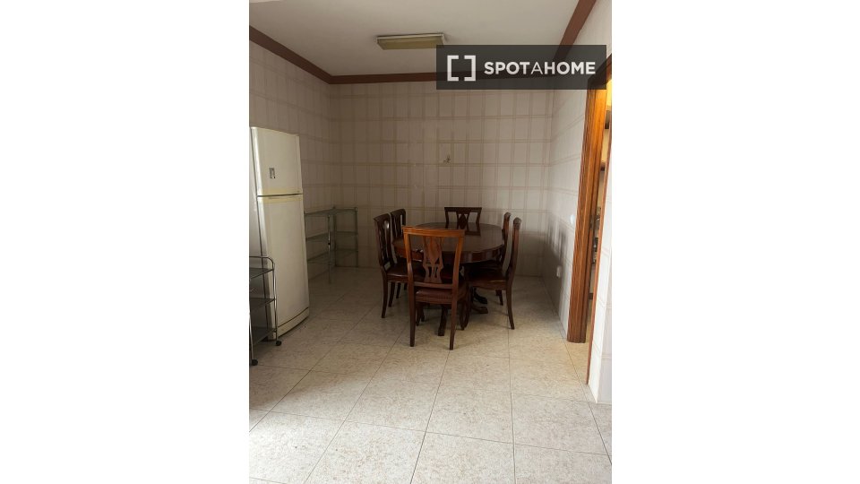 Double room Porto, 3 beds — photo 8