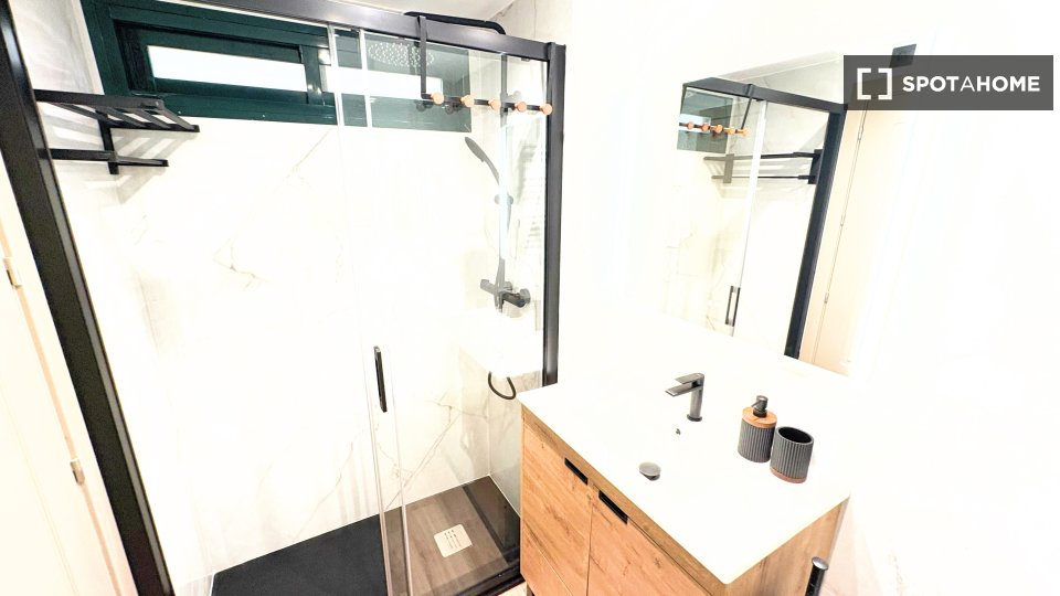 Apartment mono Madrid, 52m² — photo 11