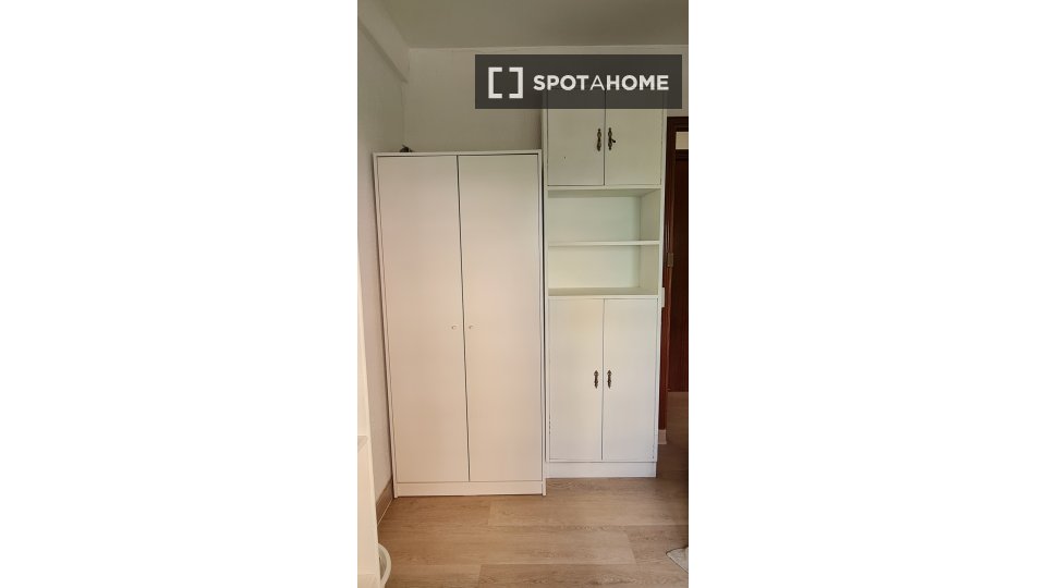 Double room Madrid, 4 beds — photo 1