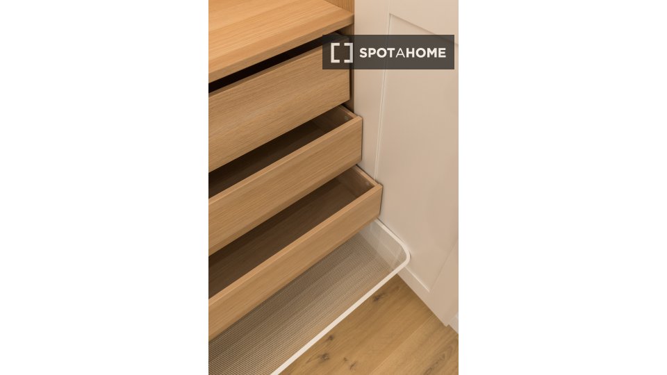 Double room Madrid, 6 beds — photo 1