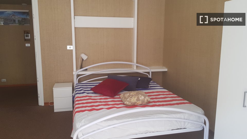 Double room Turin, 4 beds — photo 5