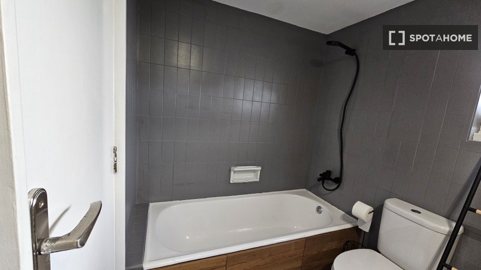 Apartment mono Lisbon, 95m² — photo 56