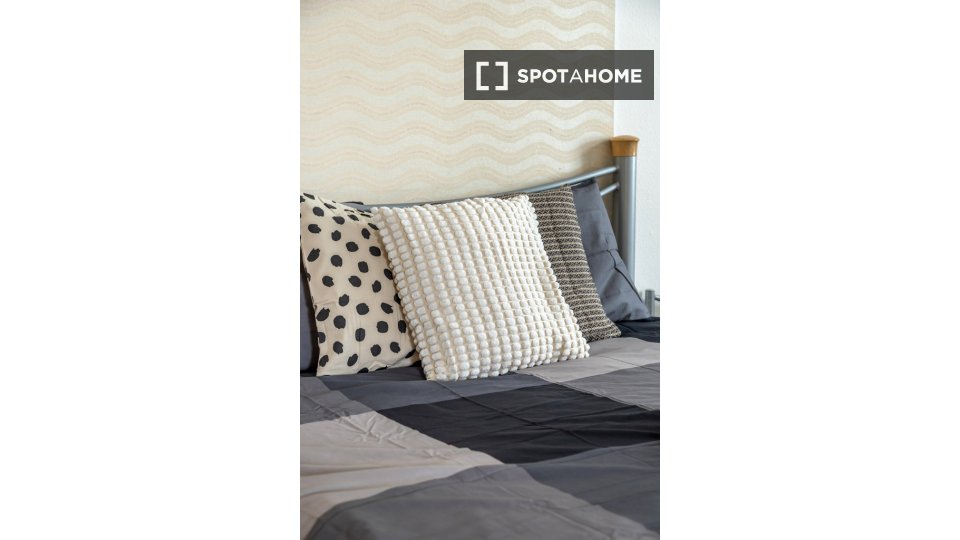 Double room Budapest, 3 beds, 80m² — photo 5