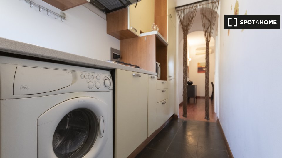 Apartment Milan, 1 bed, 58m² — photo 12