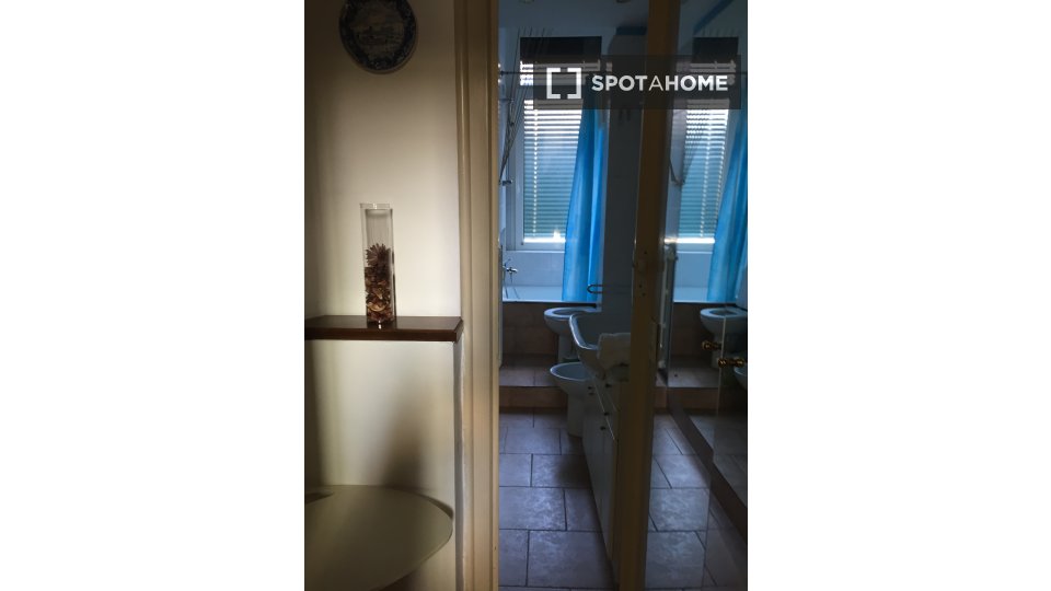 Apartment Milan, 1 bed, 70m² — photo 12