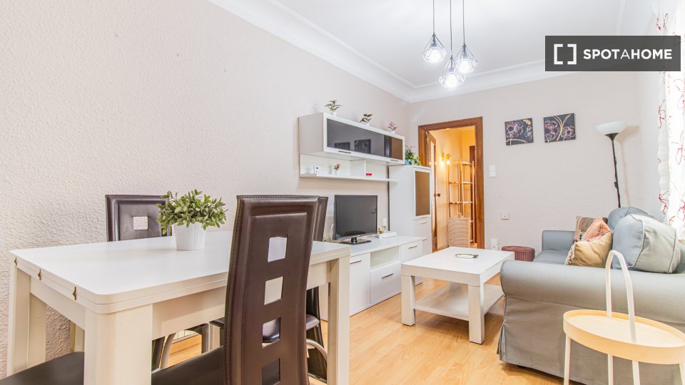Apartment Zaragoza, 3 beds, 82m² — photo 12