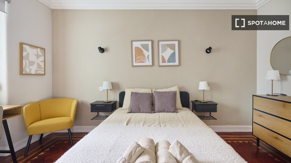 Double room Lisbon, 6 beds — photo 2