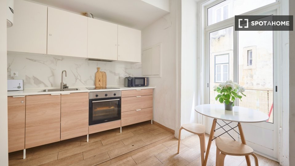 Double room Lisbon, 10 beds — photo 46