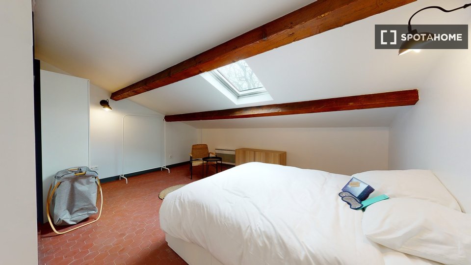 Double room Marseille, 18 beds — photo 11