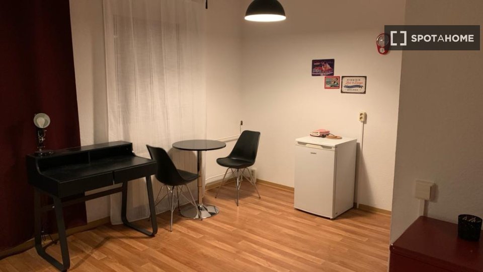 Apartment mono Berlin — photo 11