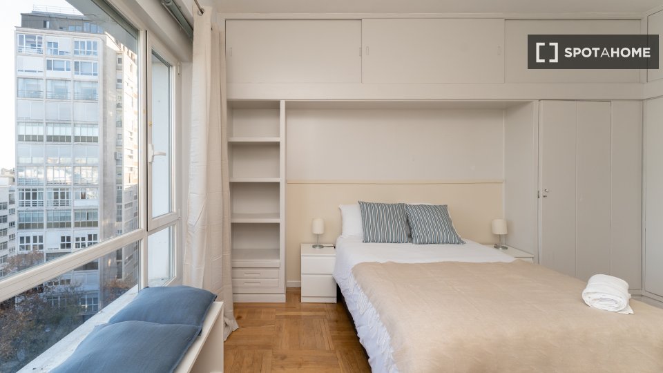 Double room Madrid, 6 beds — photo 34