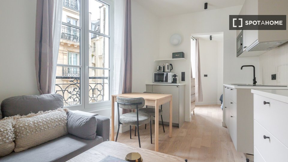 Apartment Paris, 1 bed, 25m² — photo 11