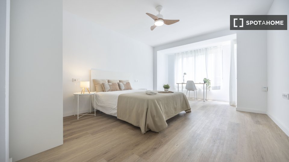 Chambre double Valence, 5 chambres, 100m² — photo 34