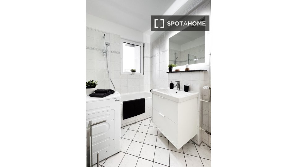 Apartment Berlin, 1 bed, 70m² — photo 10