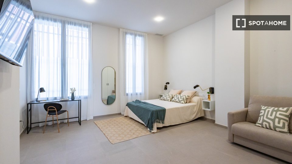 Chambre double Valence, 4 chambres, 133m² — photo 24