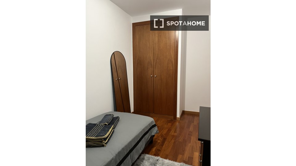 Double room Barcelona, 4 beds, 90m² — photo 6