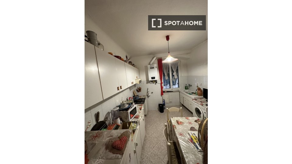 Double room Genoa, 3 beds, 67m² — photo 6