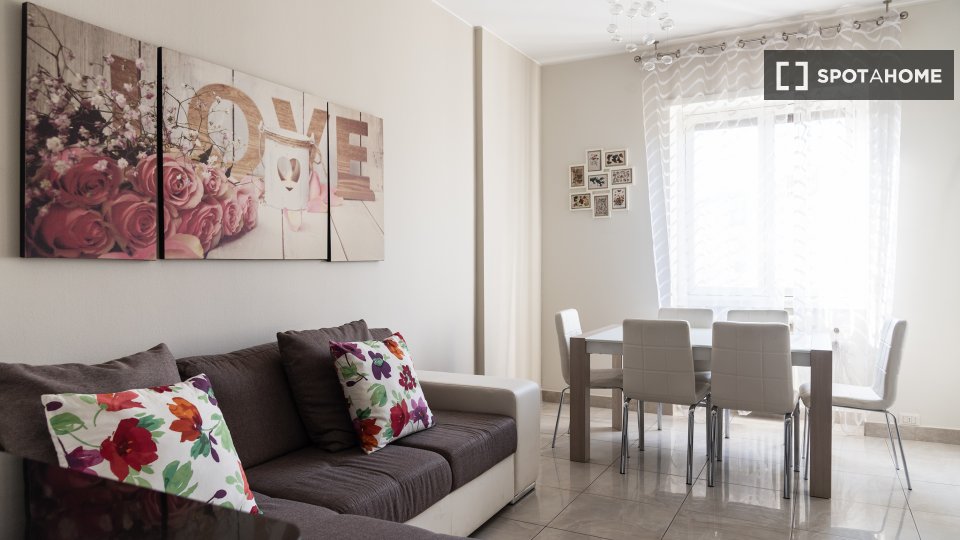 Apartment Milan, 1 bed — photo 1