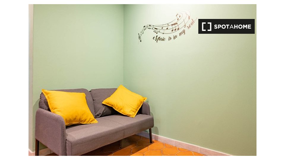 Double room Milan, 4 beds, 80m² — photo 13