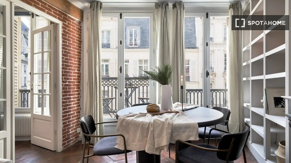Apartment Paris, 1 bed — photo 1