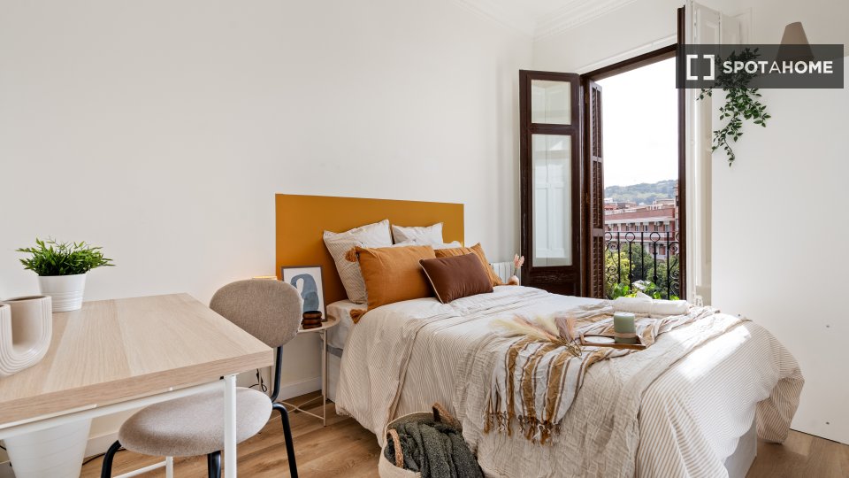 Double room Barcelona, 5 beds, 100m² — photo 25