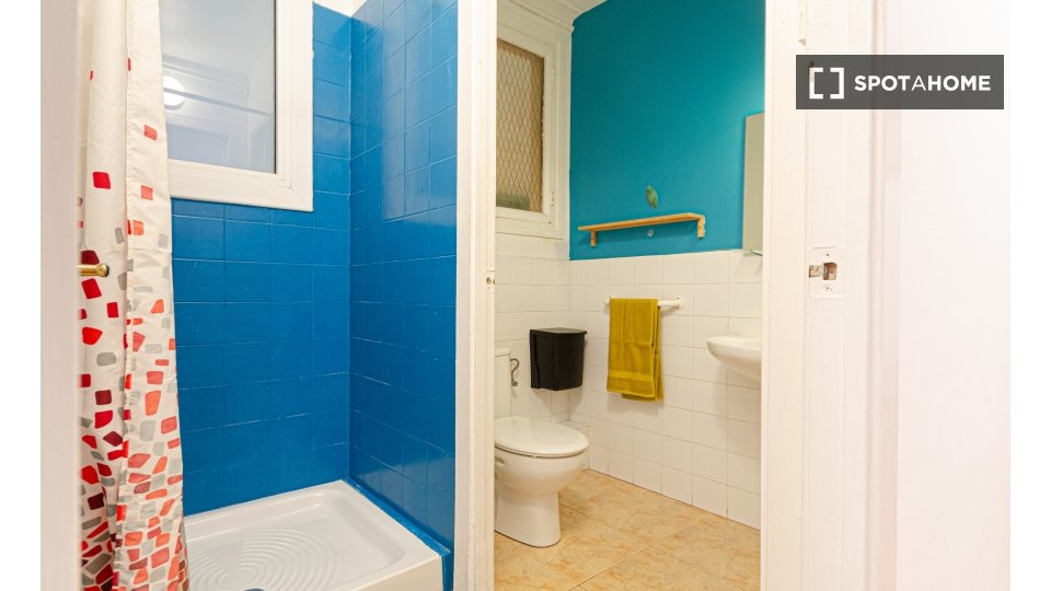 Double room Barcelona, 7 beds, 150m² — photo 2