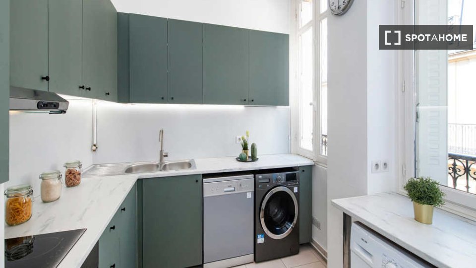 Double room Paris, 7 beds, 220m² — photo 8