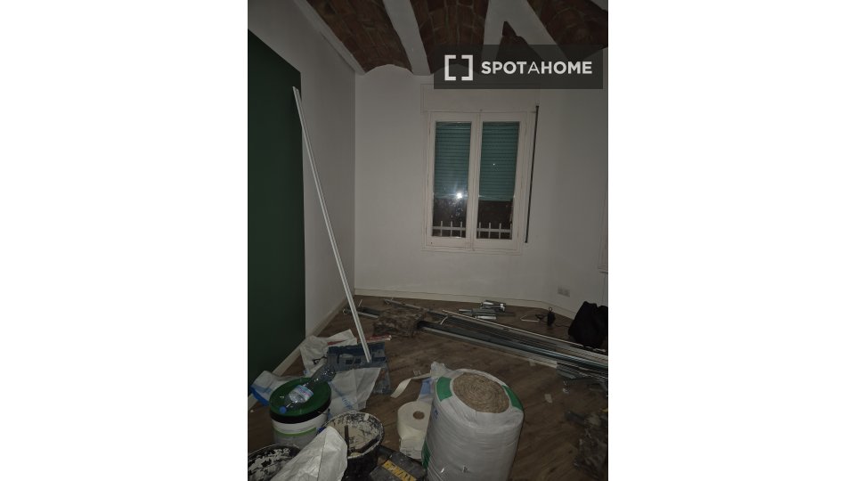 Double room Barcelona, 6 beds, 90m² — photo 6