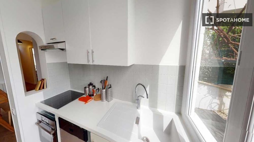 Double room Paris, 11 beds, 190m² — photo 6