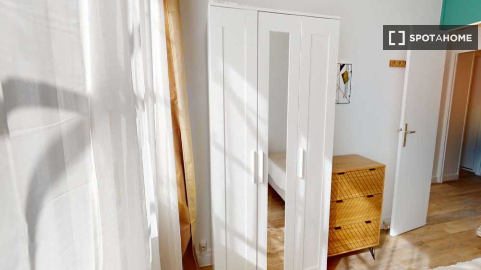 Double room Paris, 5 beds, 100m² — photo 17