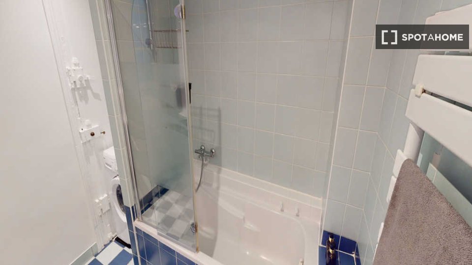 Double room Paris, 4 beds, 100m² — photo 14