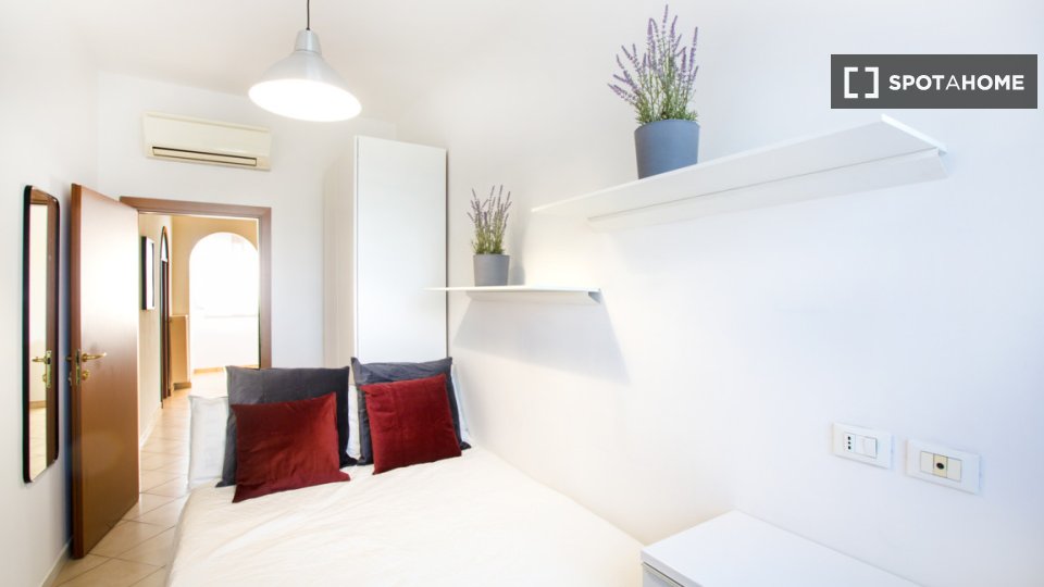 Double room Milan, 4 beds, 105m² — photo 2