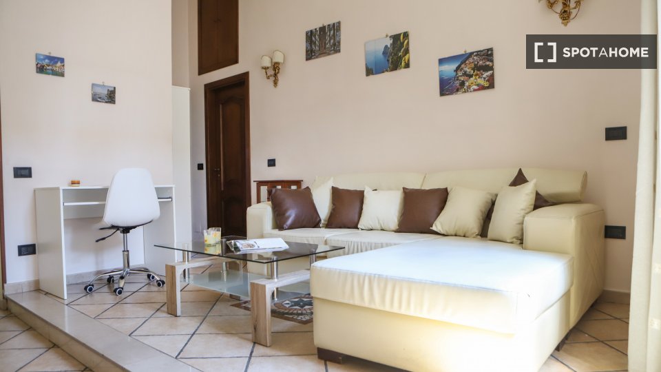 Apartment Naples, 1 bed — photo 11